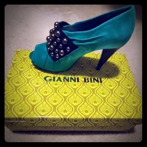 3 inch heel suede bootie